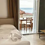 Lido