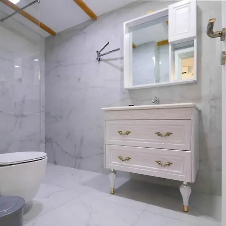 Lido Apartment *