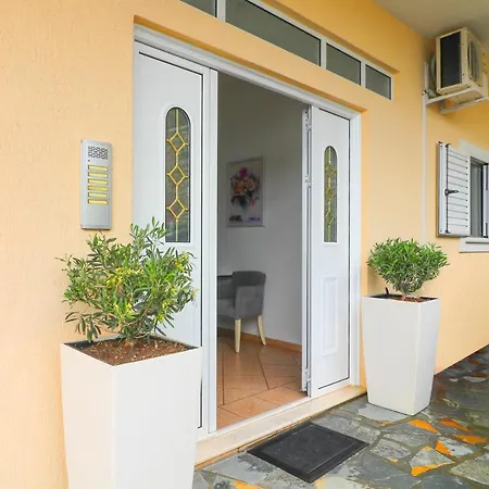 Apartment Lido *