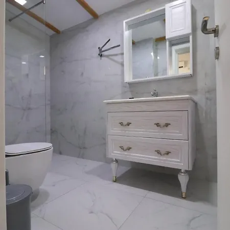 Lido Apartmán Himarë