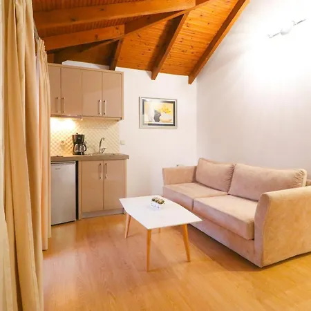 Apartment Lido Himare