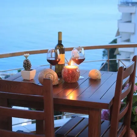 Lido *