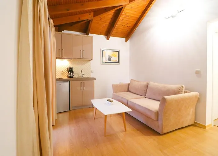 Apartamento Lido Himare